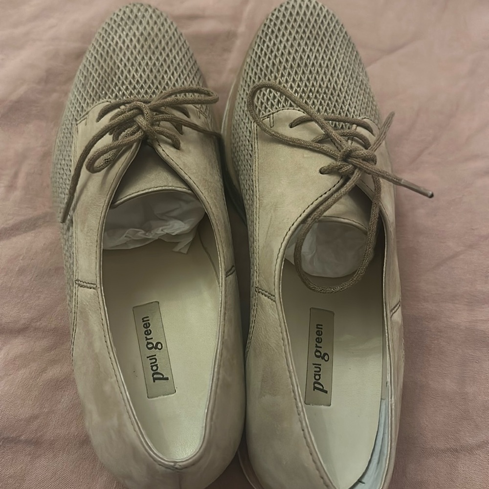 Paul Green Tan Suede and leather Lace Up shoes-price is firm